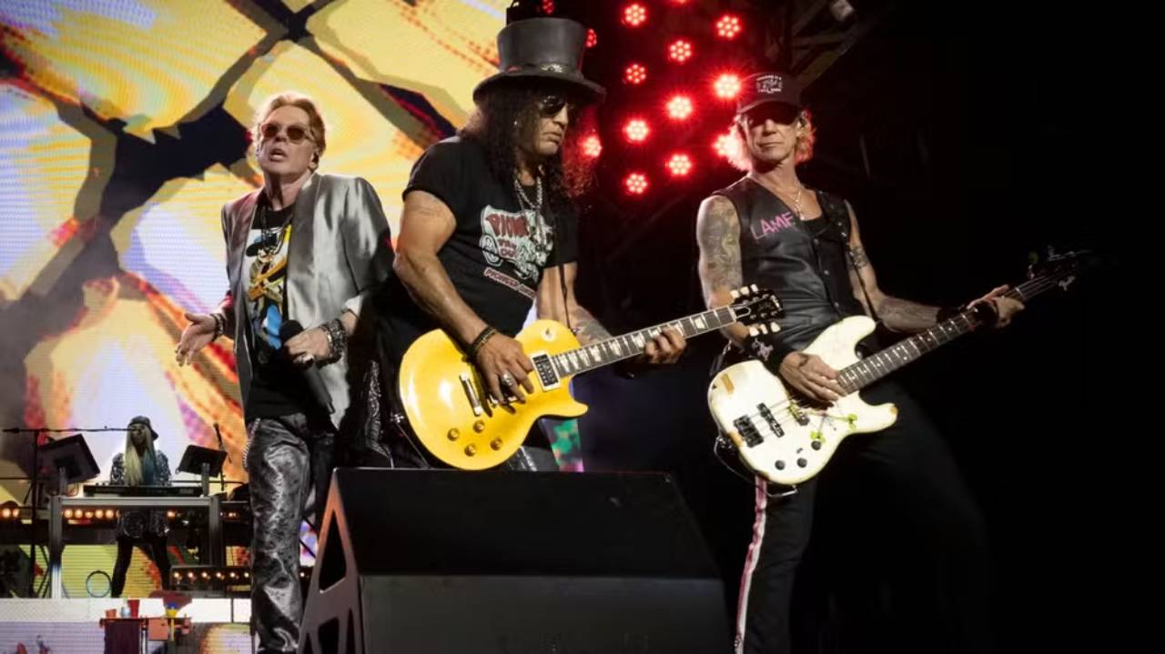 Procon Ceará notifica organizadora do show do Guns N’ Roses em Fortaleza após denúncias de consumidores